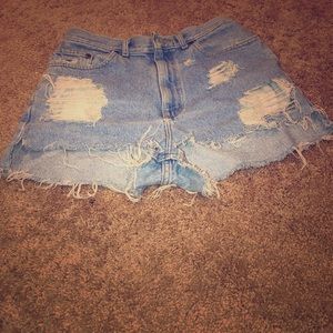 High waisted vintage denim shorts!